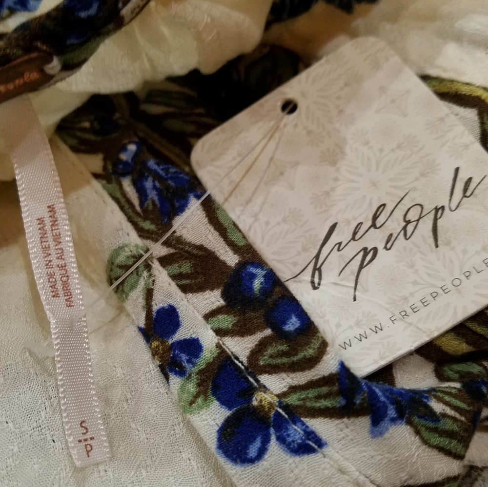 Free People Art Nouveau Maxi Dress Strappy Floral Print Asymmetrical Hem Sm NWT - Picture 11 of 15